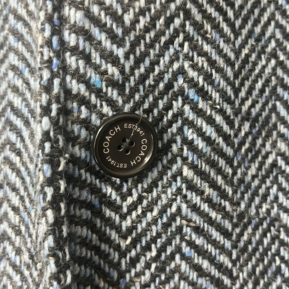 Coach Jacket - Picture 3 of 4